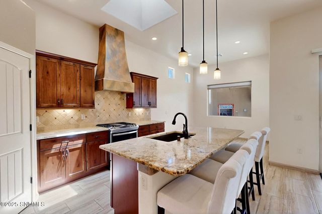 8133 Willow Bloom Circle, Las Cruces, NM 88007