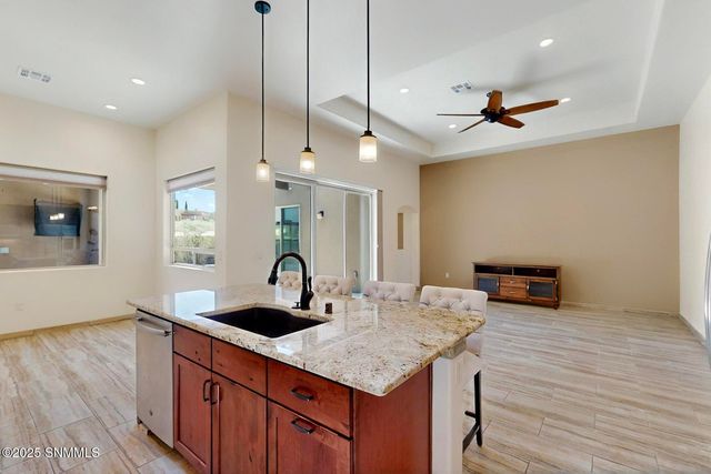 8133 Willow Bloom Circle, Las Cruces, NM 88007