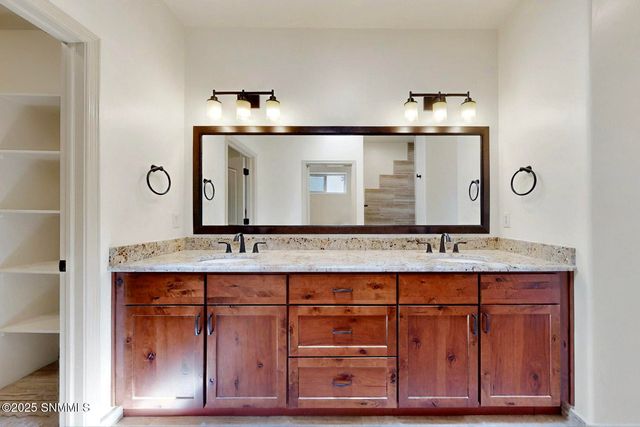 8133 Willow Bloom Circle, Las Cruces, NM 88007