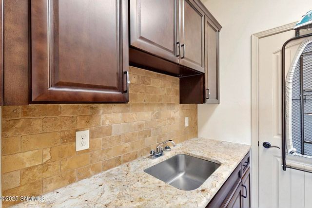 8133 Willow Bloom Circle, Las Cruces, NM 88007