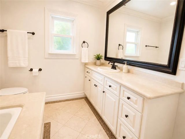 6414 E Willow, Long Beach, CA 90815
