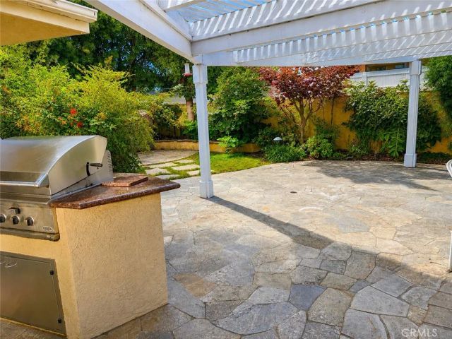 6414 E Willow, Long Beach, CA 90815