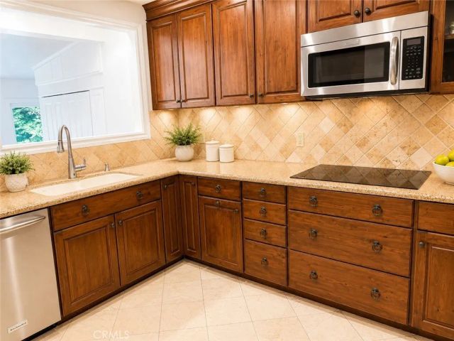 6414 E Willow, Long Beach, CA 90815