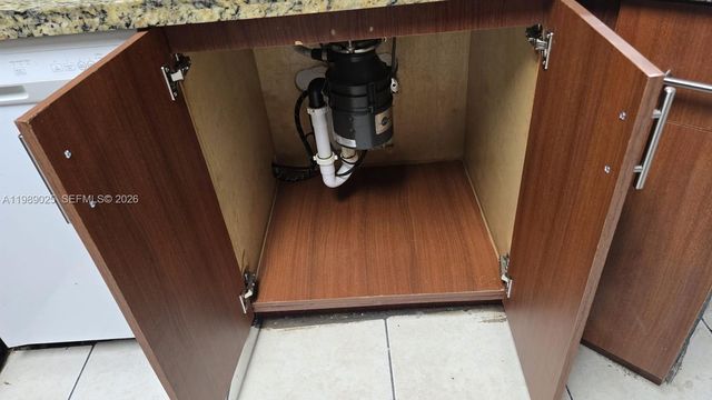 8821 Wiles Rd 108, Coral Springs, FL 33067