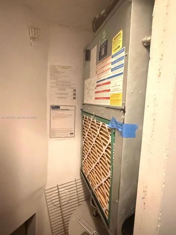 8821 Wiles Rd 108, Coral Springs, FL 33067