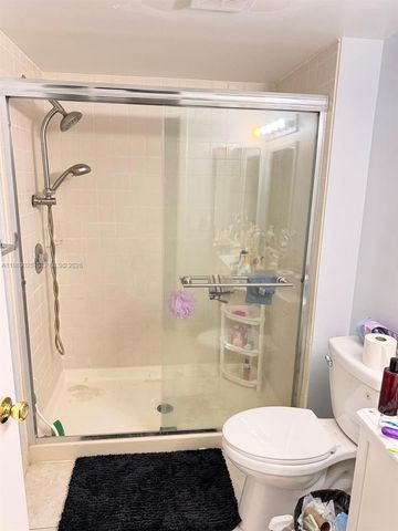 8821 Wiles Rd 108, Coral Springs, FL 33067