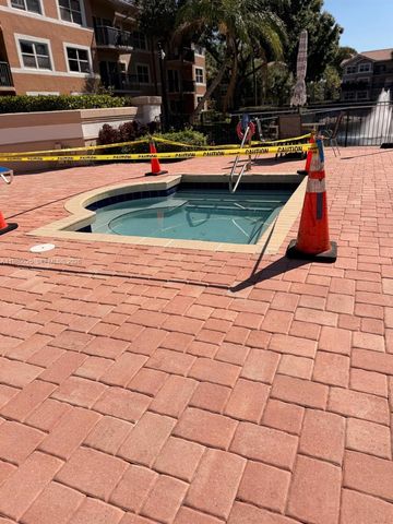 8821 Wiles Rd 108, Coral Springs, FL 33067