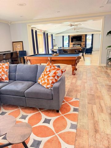 8821 Wiles Rd 108, Coral Springs, FL 33067