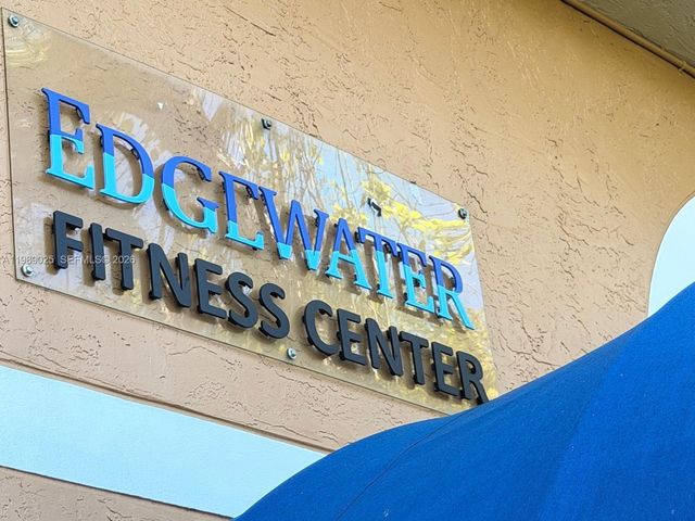 8821 Wiles Rd 108, Coral Springs, FL 33067