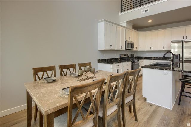 3336 W 3785 S, West Haven, UT 84401