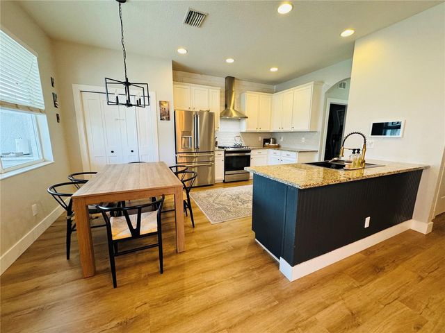 15207 SEAROBBIN DRIVE, Lakewood Ranch, FL 34202