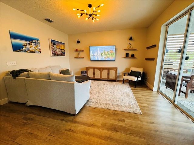 15207 SEAROBBIN DRIVE, Lakewood Ranch, FL 34202