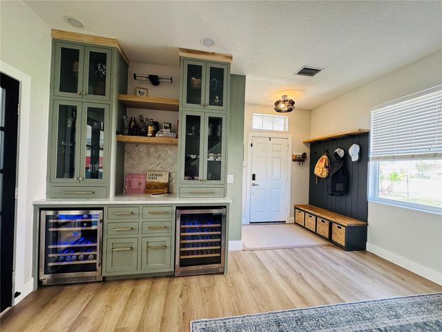 15207 SEAROBBIN DRIVE, Lakewood Ranch, FL 34202