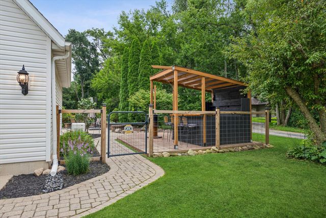 771 Chester Drive, Hebron, IN 46341