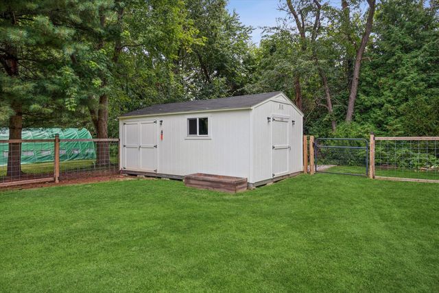 771 Chester Drive, Hebron, IN 46341