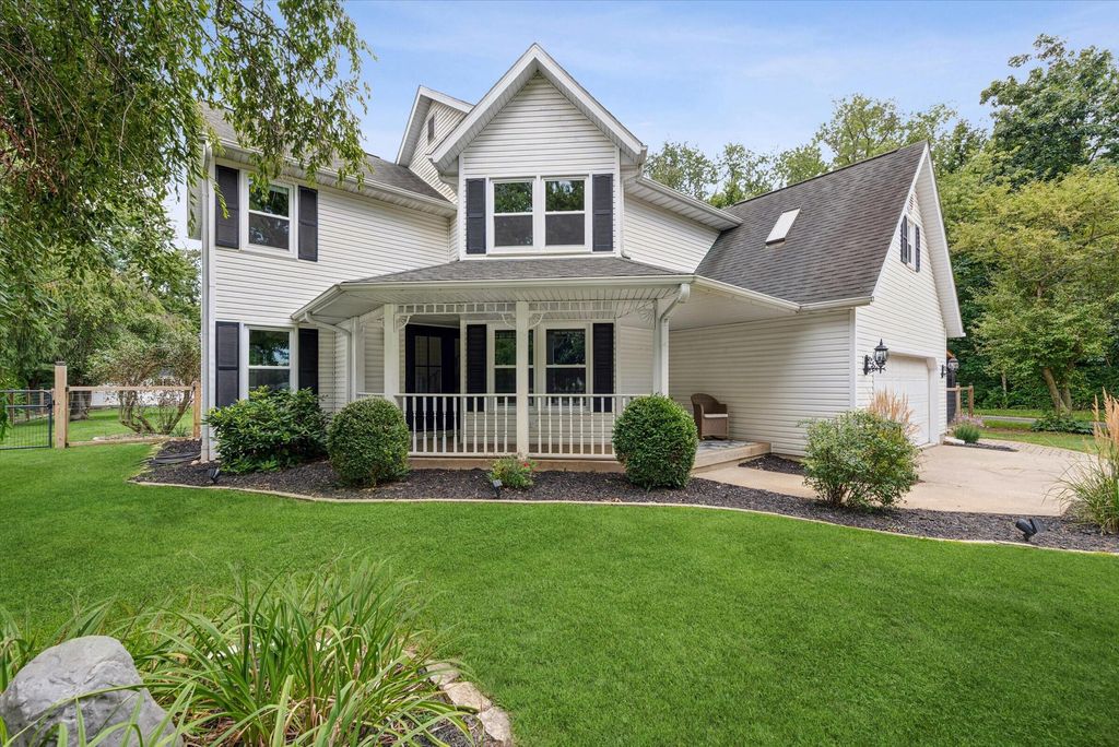 771 Chester Drive, Hebron, IN 46341