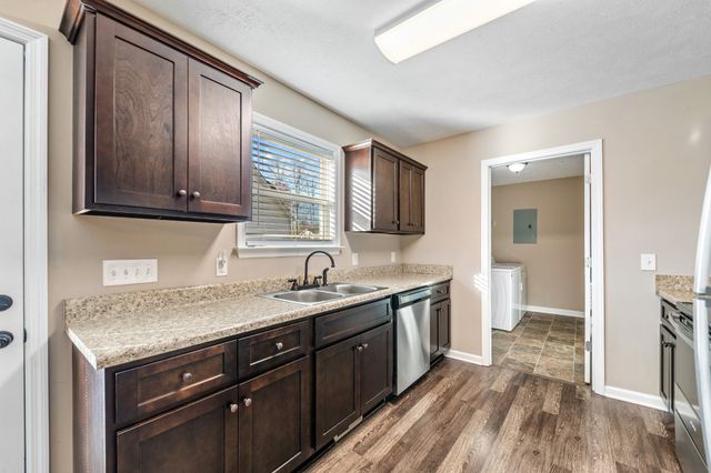 340 Elm Ave, Lewisburg, TN 37091