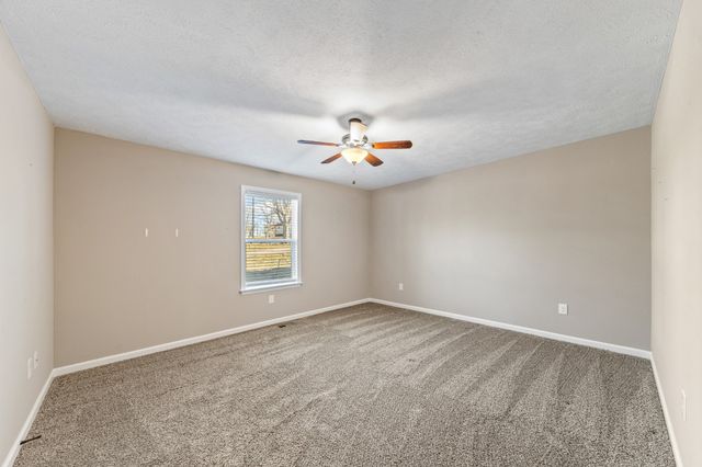 340 Elm Ave, Lewisburg, TN 37091