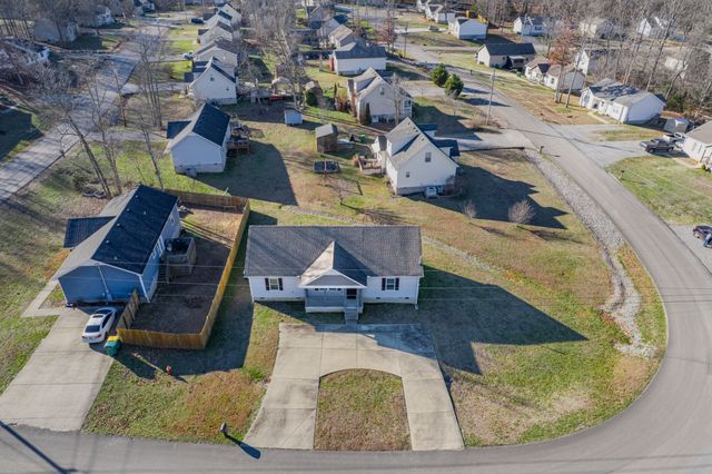 340 Elm Ave, Lewisburg, TN 37091