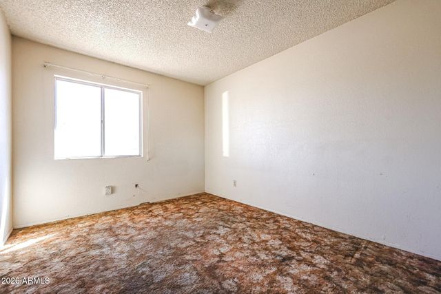 120 W 14TH Avenue, Apache Junction, AZ 85120