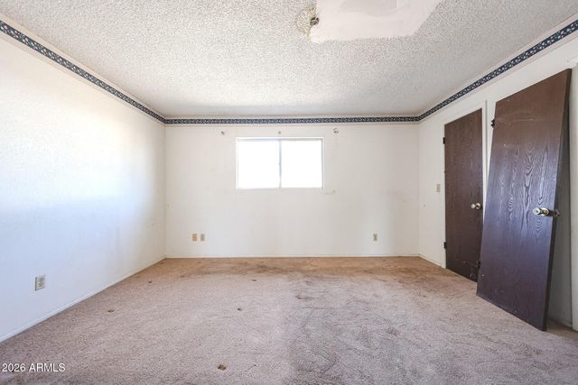 120 W 14TH Avenue, Apache Junction, AZ 85120