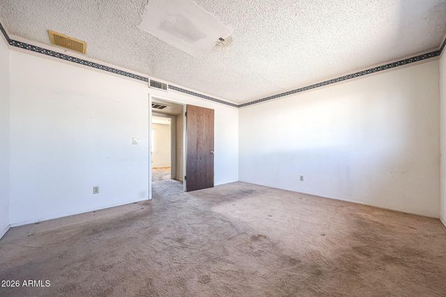 120 W 14TH Avenue, Apache Junction, AZ 85120