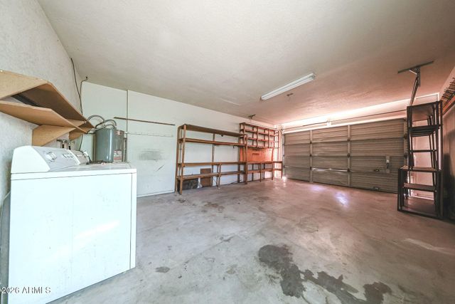 120 W 14TH Avenue, Apache Junction, AZ 85120