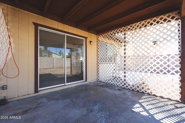 120 W 14TH Avenue, Apache Junction, AZ 85120