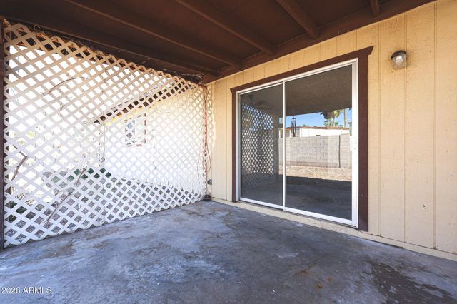 120 W 14TH Avenue, Apache Junction, AZ 85120