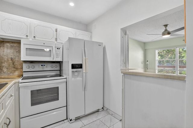 415 Mansfield J, Boca Raton, FL 33434
