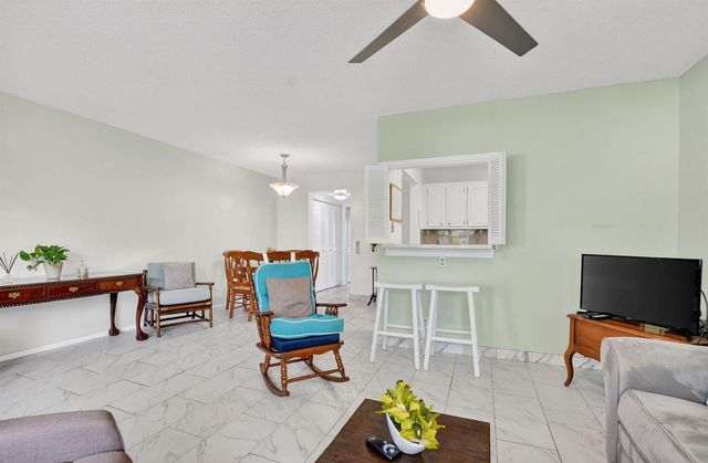 415 Mansfield J, Boca Raton, FL 33434