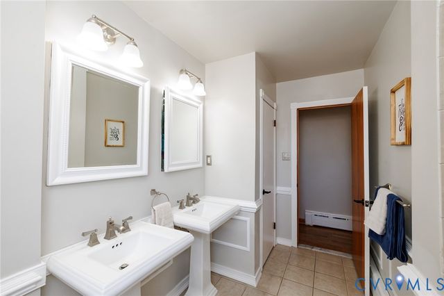 508 Walnut Ave, Colonial Heights, VA 23834