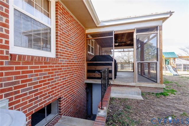 508 Walnut Ave, Colonial Heights, VA 23834