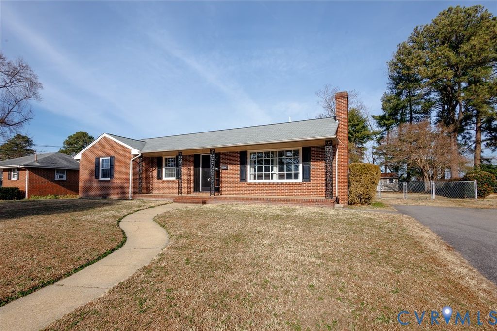 508 Walnut Ave, Colonial Heights, VA 23834