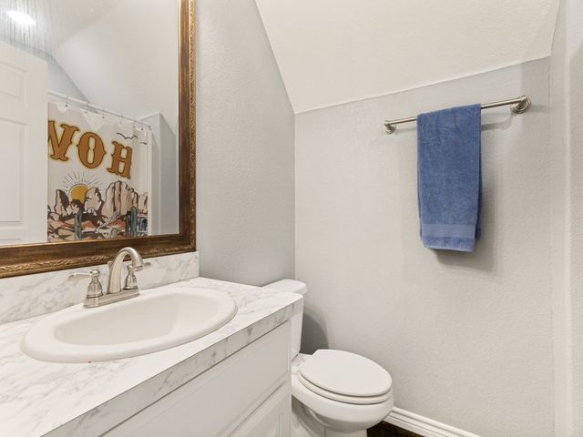 760 County Road 4380, Decatur, TX 76234