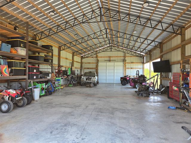 760 County Road 4380, Decatur, TX 76234
