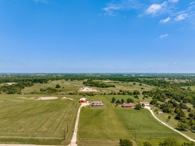 760 County Road 4380, Decatur, TX 76234