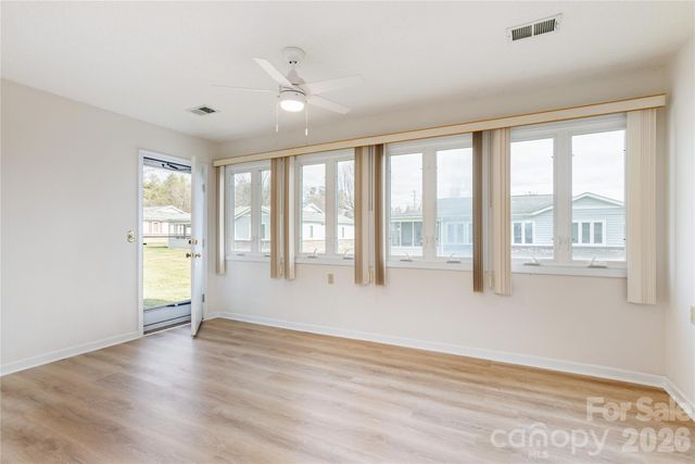 228 Dartcrest Drive, Hendersonville, NC 28792