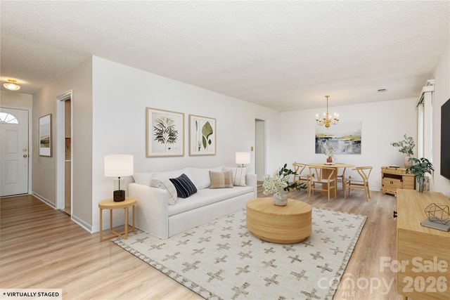 228 Dartcrest Drive, Hendersonville, NC 28792