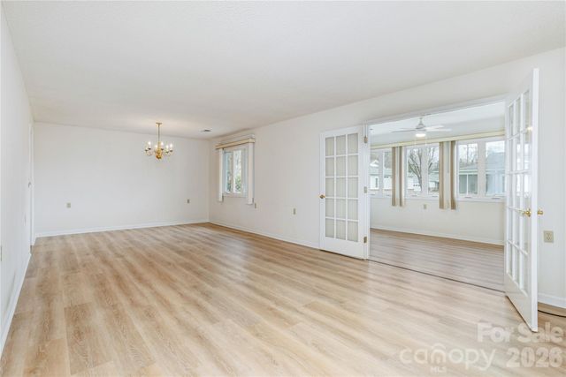 228 Dartcrest Drive, Hendersonville, NC 28792