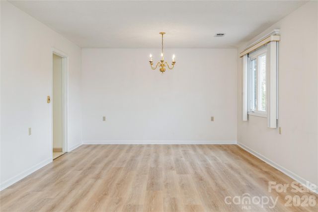 228 Dartcrest Drive, Hendersonville, NC 28792