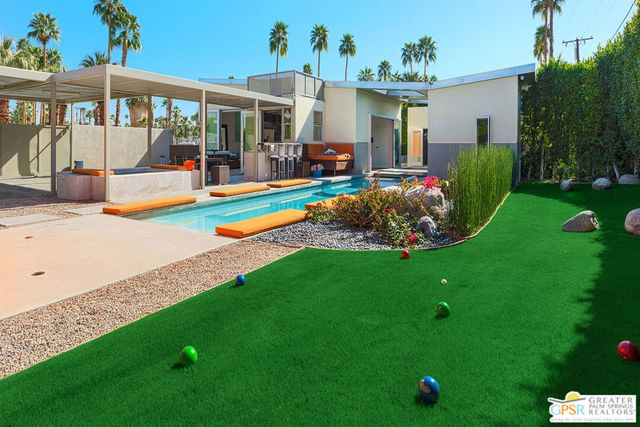 1947 S Joshua Tree Place, Palm Springs, CA 92264