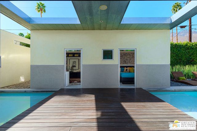 1947 S Joshua Tree Place, Palm Springs, CA 92264