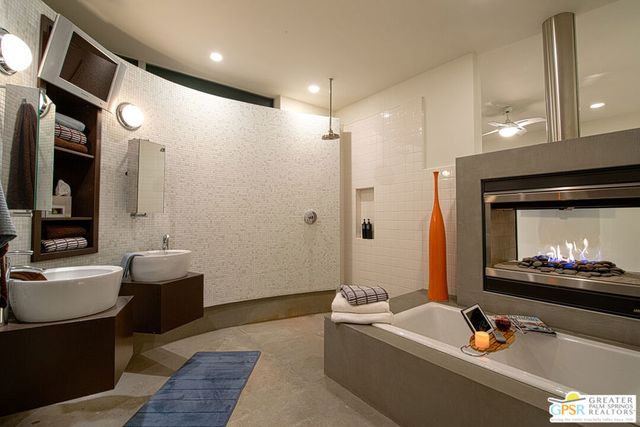 1947 S Joshua Tree Place, Palm Springs, CA 92264