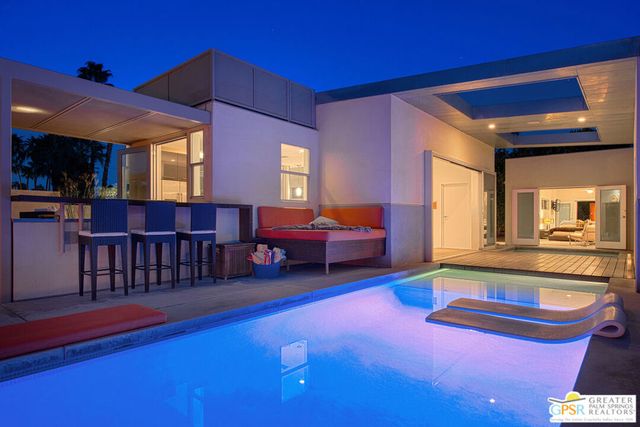 1947 S Joshua Tree Place, Palm Springs, CA 92264