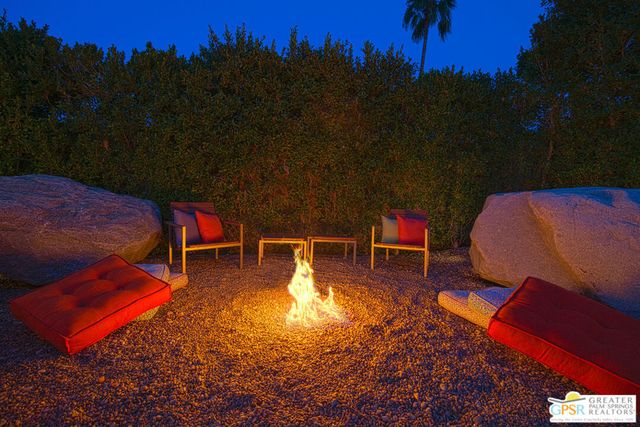 1947 S Joshua Tree Place, Palm Springs, CA 92264