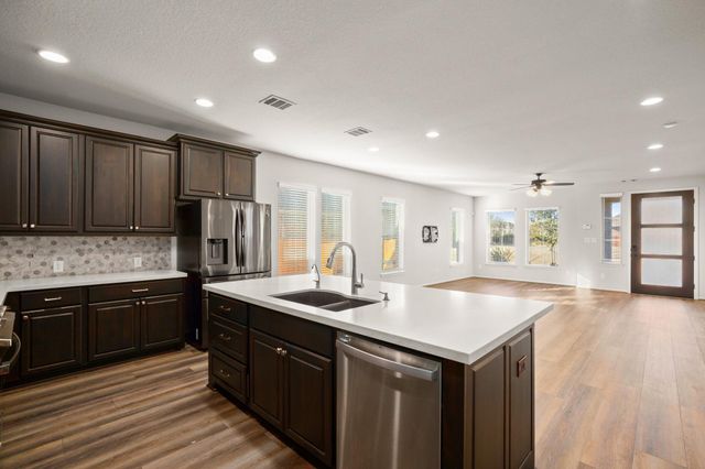932 Azul Lagoon DR, Leander, TX 78641