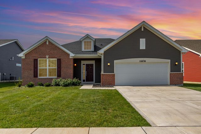 11676 Thomas Street, Crown Point, IN 46307