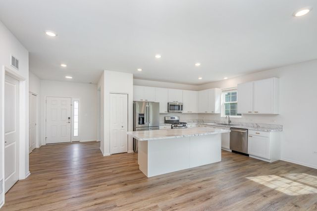 11676 Thomas Street, Crown Point, IN 46307