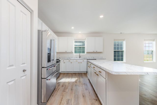 11676 Thomas Street, Crown Point, IN 46307